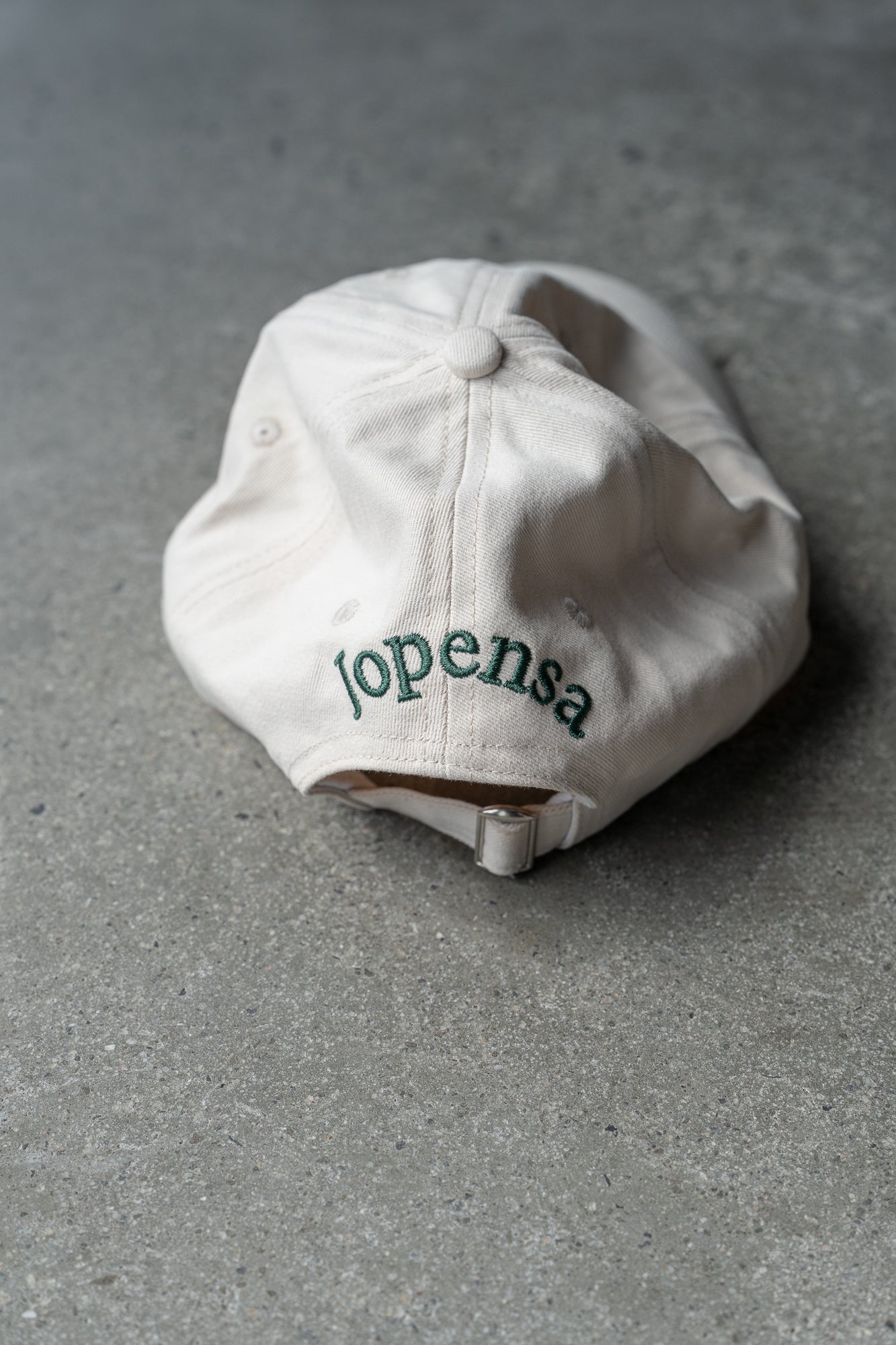 Polo caps